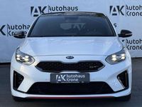 Gebraucht Kia ProCeed GT 204 PS (150 kW) 2019 (hw2) deluxeweiss met. Kombi