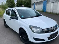 Gebraucht Opel Astra 116 PS (85 kW) 2009 Weiß Limousine