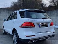 Gebraucht Mercedes GLE350 258 PS (189 kW) 2017 Weiß SUV