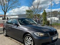 gebraucht BMW 320 i E90 Limousine - Anthrazit-