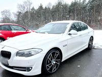 Gebraucht BMW 525 204 PS (150 kW) 2011 Weiß Limousine