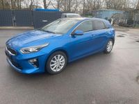 Gebraucht Kia Ceed Platinum 140 PS (102 kW) 2019 Blau Kleinwagen