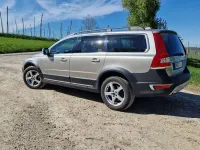 Gebraucht Volvo XC70 Summum 215 PS (158 kW) 2013 Gold Kombi