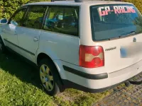 Gebraucht VW Passat 131 PS (96 kW) 2001 Weiß Kombi
