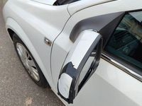 Gebraucht Opel Astra GTC Selection 90 PS (66 kW) 2009 Weiß Limousine