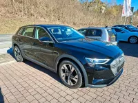Gebraucht Audi e-tron 230 kW (313 PS) 2022 Schwarz SUV