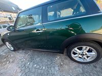 Gebraucht Mini Cooper 75 PS (55 kW) 2011 Grün Kleinwagen