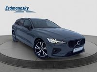 Gebraucht Volvo V60 Ultimate 197 PS (144 kW) 2022 Thunder grey (grau) Kombi