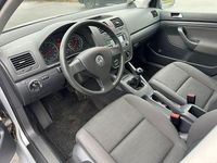 Gebraucht VW Golf IV Comfortline 102 PS (75 kW) 2005 Silber Limousine