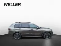 Gebraucht BMW X7 M Sport 340 PS (250 kW) 2025 Manhattan (grau) SUV