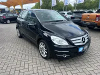 Gebraucht Mercedes B180 109 PS (80 kW) 2009 Schwarz Van / Kleinbus