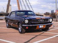Second-hand Ford V8 275 CP (202 kW) 1966 Negru Coupe