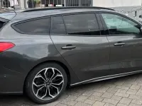 Gebraucht Ford Focus ST-Line 125 PS (91 kW) 2020 Grau Kombi