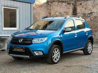 Gebraucht Dacia Sandero Prestige 90 PS (66 kW) 2017 Blau Limousine