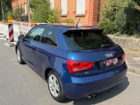 Gebraucht Audi A1 Attraction 122 PS (89 kW) 2011 Blau Kleinwagen