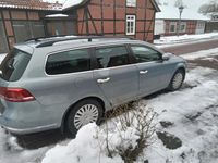 Gebraucht VW Passat 150 PS (110 kW) 2014 Blau Kombi