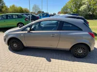 Gebraucht Opel Corsa Active 69 PS (50 kW) 2013 Braun Kleinwagen