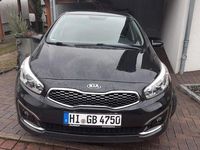 Gebraucht Kia Ceed DREAM-TEAM Edition 101 PS (74 kW) 2017 Schwarz Kleinwagen