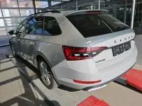 Gebraucht Skoda Superb SportLine 218 PS (160 kW) 2022 Grau Kombi