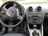 gebraucht Audi A3 Sportback 1.6 FSI Attraction Attraction