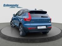 Gebraucht Volvo XC40 Core 169 kW (231 PS) 2023 Fjord blue (blau) SUV