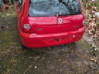 Gebraucht Renault Clio II 58 PS (42 kW) 2007 Rot Kleinwagen