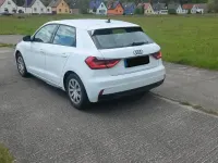 Używany Audi A1 Comfort 95 KM (69 kW) 2022 Biały SUV