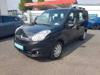 Używany Opel Combo Selection 95 KM (69 kW) 2018 Czarny Minivan