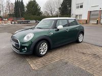Gebraucht Mini Cooper 136 PS (100 kW) 2017 Grün Kleinwagen