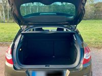 Gebraucht Citroën C4 Tendance 120 PS (88 kW) 2011 Gold Limousine