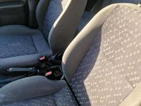 Second-hand Ford Focus 100 CP (73 kW) 1999 Albastru Hatchback