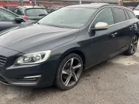 Gebraucht Volvo V60 150 PS (110 kW) 2013 Grau Kombi