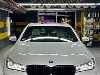 Gebraucht BMW 730 M Sport 265 PS (194 kW) 2019 Weiß Limousine