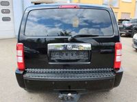 gebraucht Dodge Nitro 2.8 CRD DPF Automatik 4x4, Leder, AHK