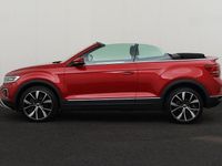 Gebraucht VW T-Roc Cabriolet Style 150 PS (110 kW) 2024 Rot Cabrio