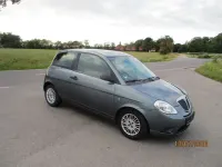 Gebraucht Lancia Ypsilon 60 PS (44 kW) 2009 Grau Kleinwagen