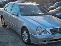 Gebraucht Mercedes E200 165 PS (121 kW) 2000 Grau Limousine