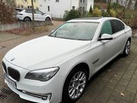 Gebraucht BMW 730 258 PS (189 kW) 2013 Weiß Limousine