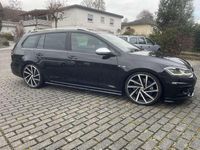 Gebraucht VW Golf VII R 310 PS (228 kW) 2018 Schwarz Kombi