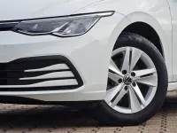 Gebraucht VW Golf VIII Life 110 PS (80 kW) 2023 Pure white Limousine