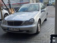 Gebraucht Mercedes C220 Classic 143 PS (105 kW) 2000 Silber Limousine
