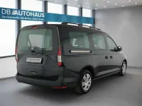 Second-hand VW Caddy 122 CP (89 kW) 2022 Negru Monovolum