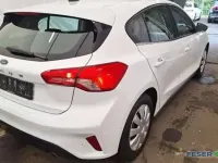 Gebraucht Ford Focus Cool & Connect 120 PS (88 kW) 2021 Frostweiß Limousine