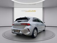 Gebraucht Opel Astra Elegance 131 PS (96 kW) 2023 Aluminium silb/kristall silb aluminium silb/kristall silb Limousine