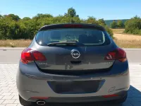 Gebraucht Opel Astra 140 PS (102 kW) 2010 Grau Kombi