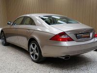 Gebraucht Mercedes CLS500 387 PS (284 kW) 2006 Beige Limousine