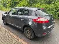 Gebraucht Renault Mégane 101 PS (74 kW) 2012 Grau Limousine