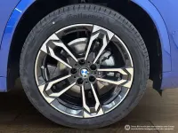Neu BMW X1 M Sport 163 PS (119 kW) 2025 Blau SUV