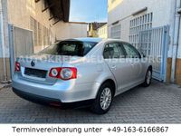 gebraucht VW Jetta 2.0FSI Comfortline *150PS*Autom.*2.Hd.*TüV