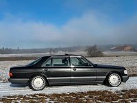 Gebraucht Mercedes 560 299 PS (219 kW) 1990 Grau Limousine